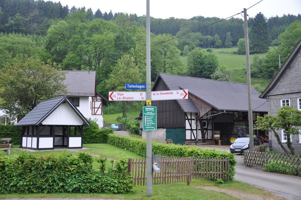 Hotel Tiefenhagen Sauerland Lennestadt Exterior photo